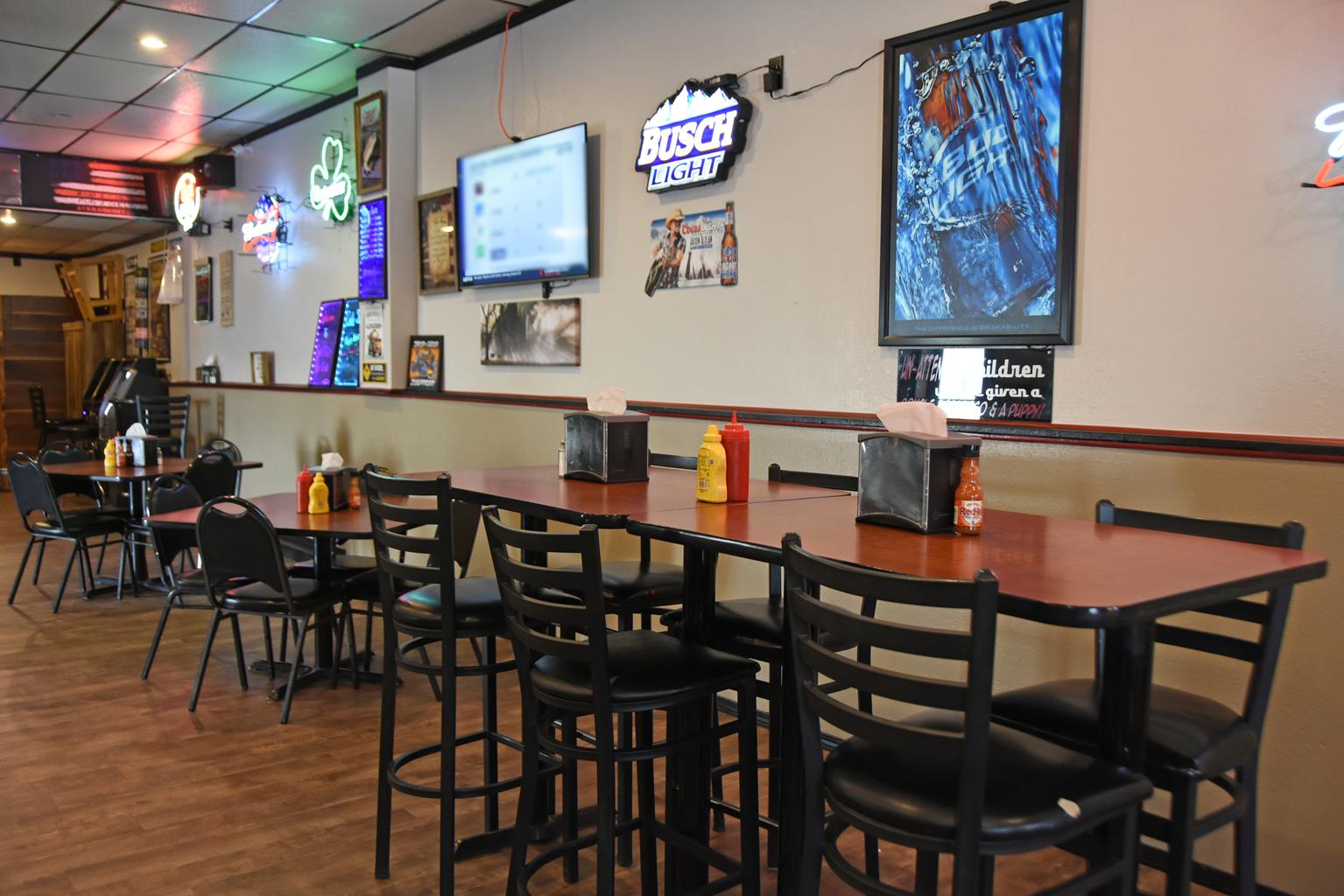 Rod & Cal's Pub & Grub